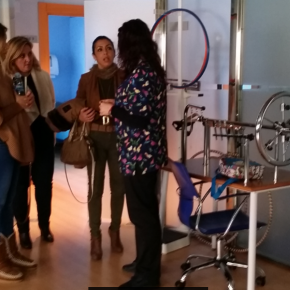 Marta Bosquet visita el CAIT de Roquetas para conocer la inyección de 14 millones de euros que Cs Andalucía exigió para mejorar la atención infantil temprana Marta Bosquet visita el CAIT de Roquetas para conocer la inyección de 14 millones de euros que Cs Andalucía exigió para mejorar la atención infantil temprana