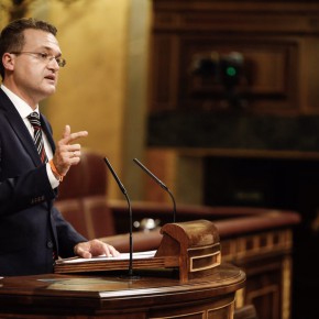 Diego Clemente atiende a todos los almerienses en la Oficina del Diputado para acercar el Congreso a los ciudadanos