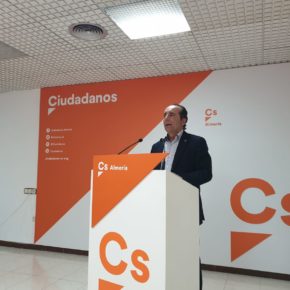 Samper: “Este presupuesto pone fin al maltrato histórico de la Junta de Andalucía a la provincia de Almería”