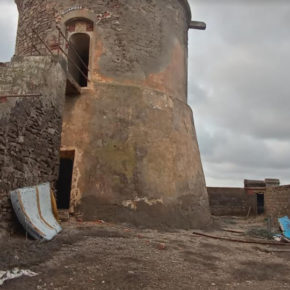 Cs lamenta el estado tercermundista del torreón de Cabo de Gata tres años después del concurso para rehabilitarlo