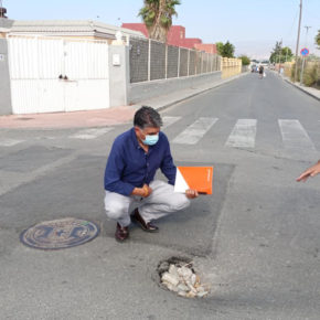 Cazorla lamenta el “abandono” que sufre el barrio de Bellavista y reclama efectuar actuaciones urgentes de mantenimiento