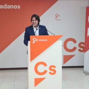 Burgos: “Ciudadanos vuelve a garantizar las medidas Covid en los colegios almerienses, mientras el Gobierno de Sánchez nos abandona”