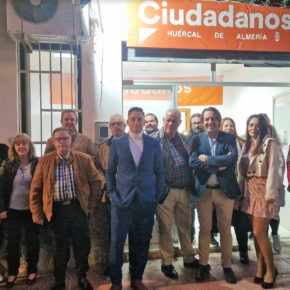 CS Huércal de Almería inaugura su sede electoral, “un lugar abierto para la participación y para escuchar a todos los vecinos”